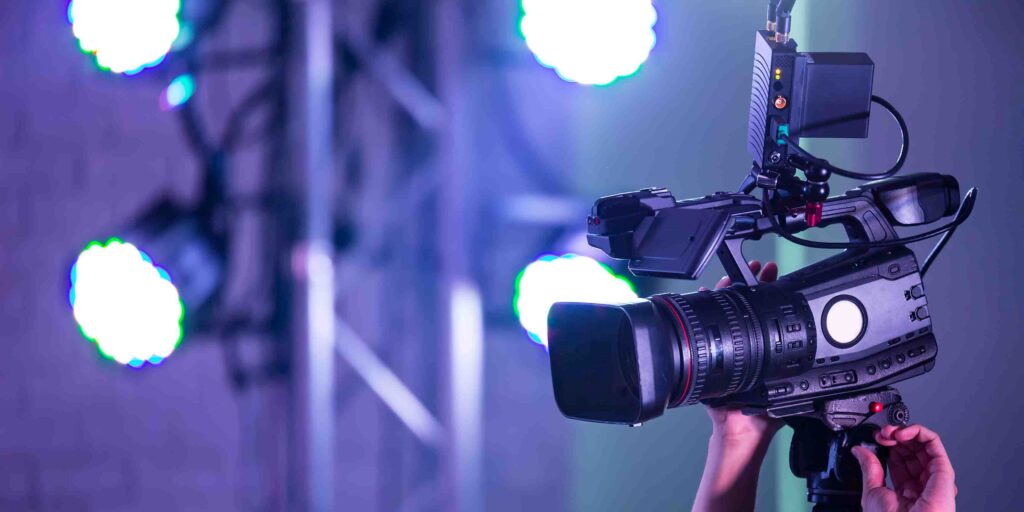 Live-Streaming Production and 3D Virtual Studio Sets Redefine Audiovisual Experiences