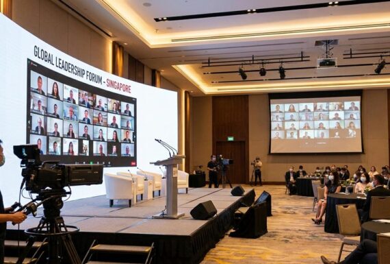 How to Create a Unified Hybrid Event Experience in Singapore